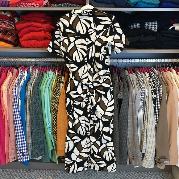 Tabitha Brown black/brown/white leaf print short sleeve belted jumpsuit size XXS - Picture 3 of 3